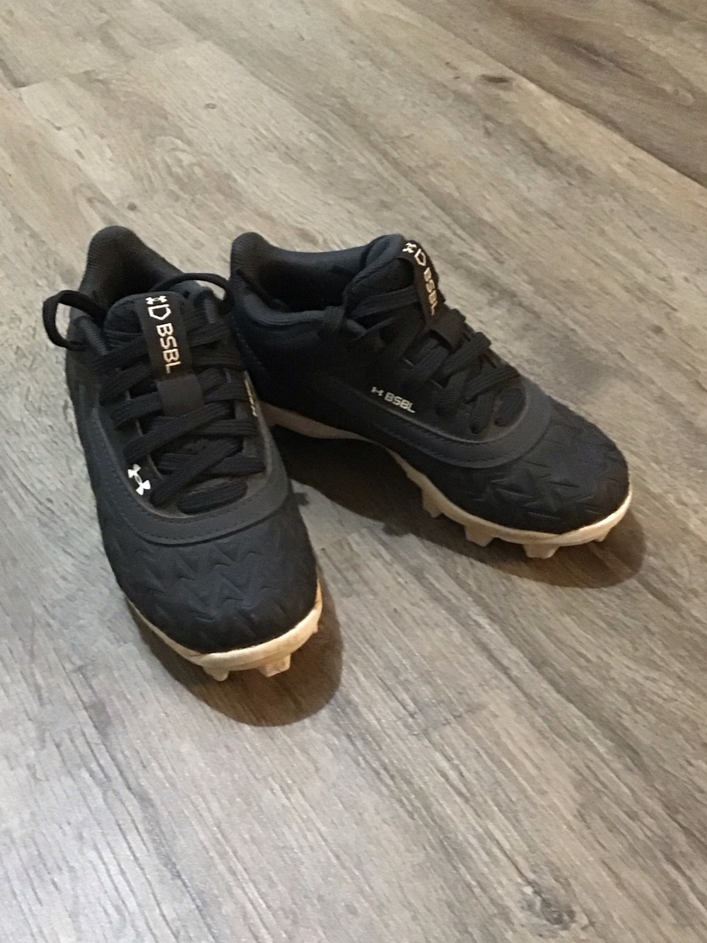 Under Armour Kids Black and White Turf Cleats